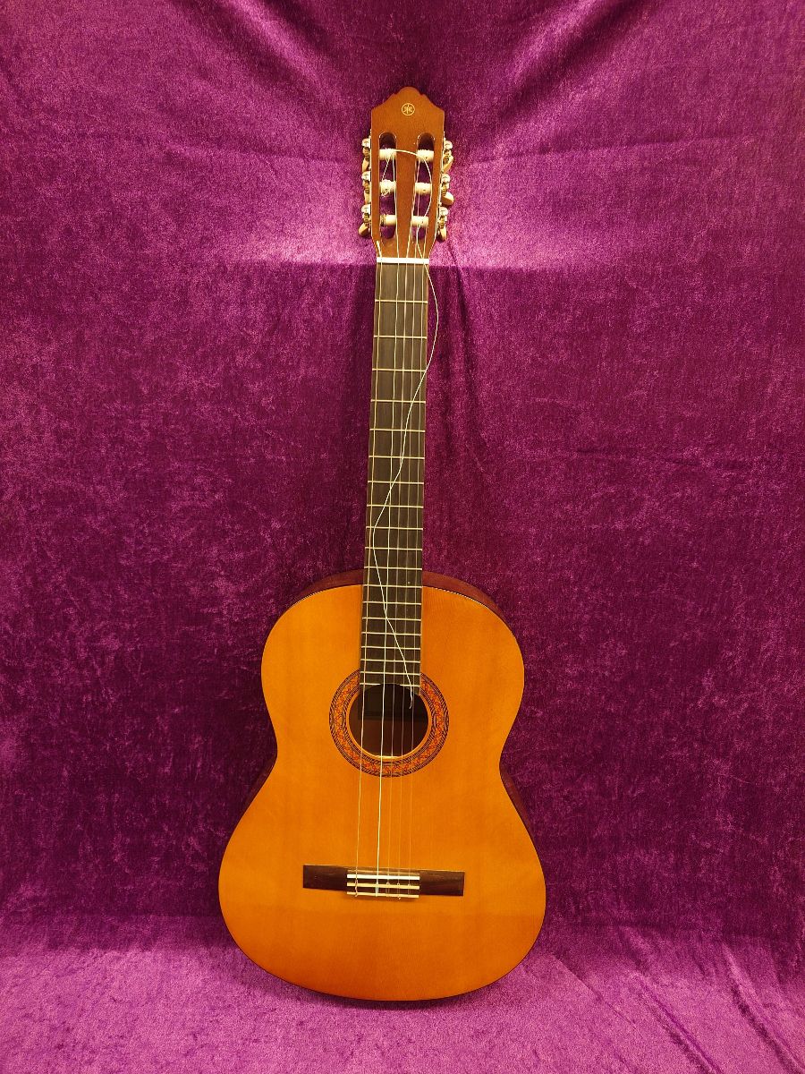 Reserveret Yamaha C40